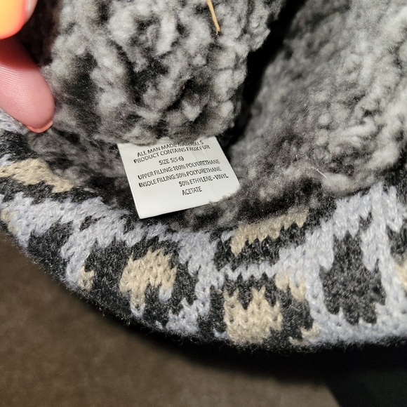 Size 5/6 Muk Luks EEUC - Picture 6 of 6